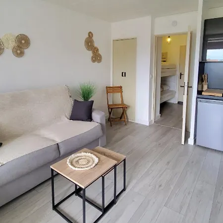 Beautiful Family In The Heart Of Apartment Fréjus